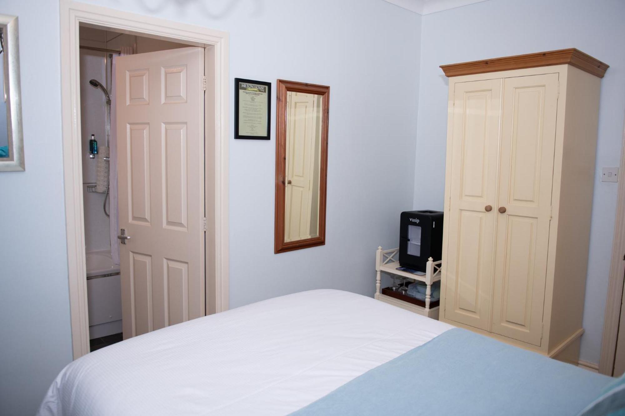 Milton House Studio Apartments Askrigg Esterno foto